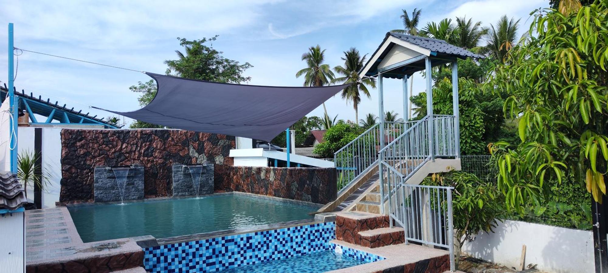 Aleesa Roomstay Pasir Puteh Exteriör bild
