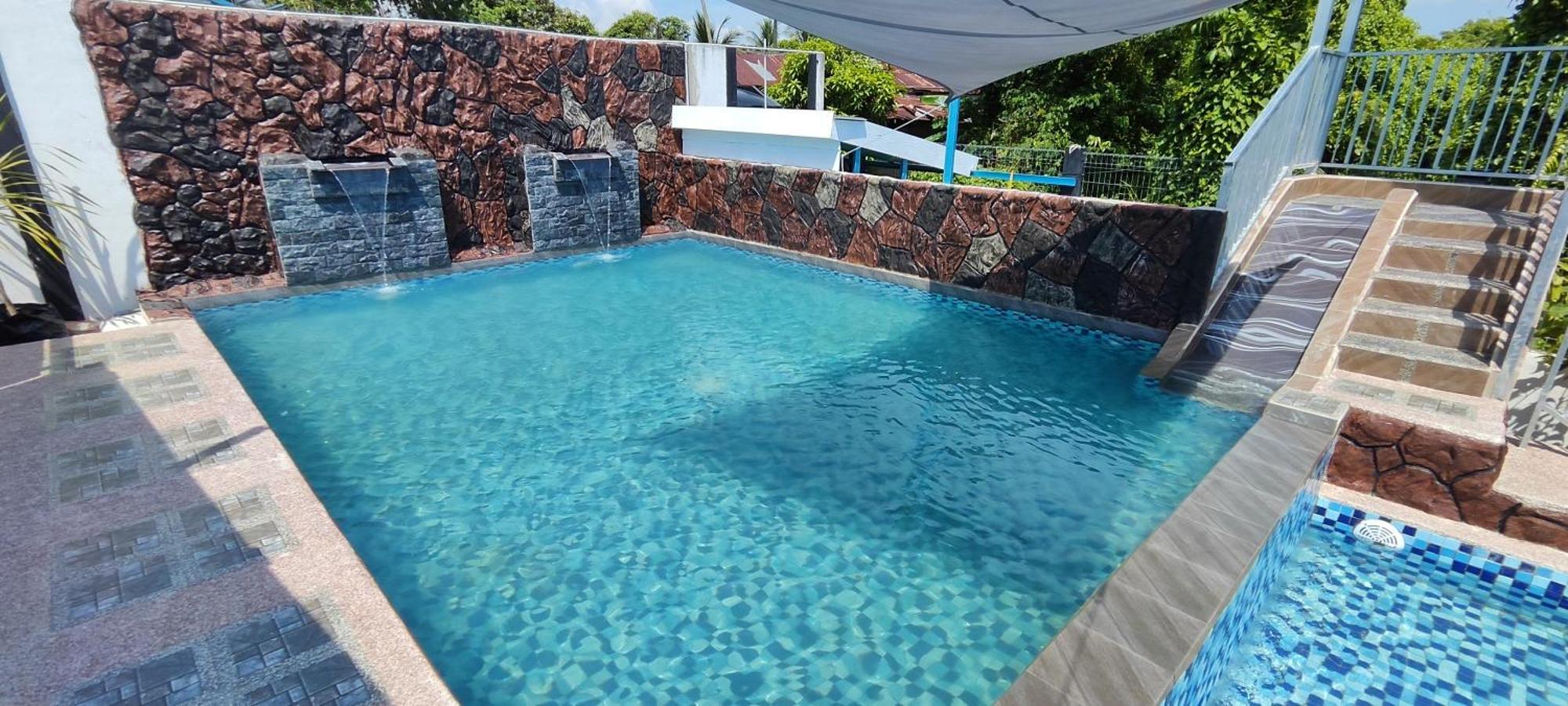 Aleesa Roomstay Pasir Puteh Exteriör bild